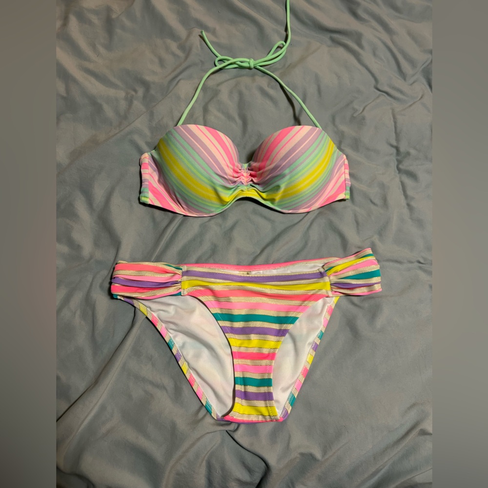 Y2K Victoria’s Secret Mismatched Stripe Bikini